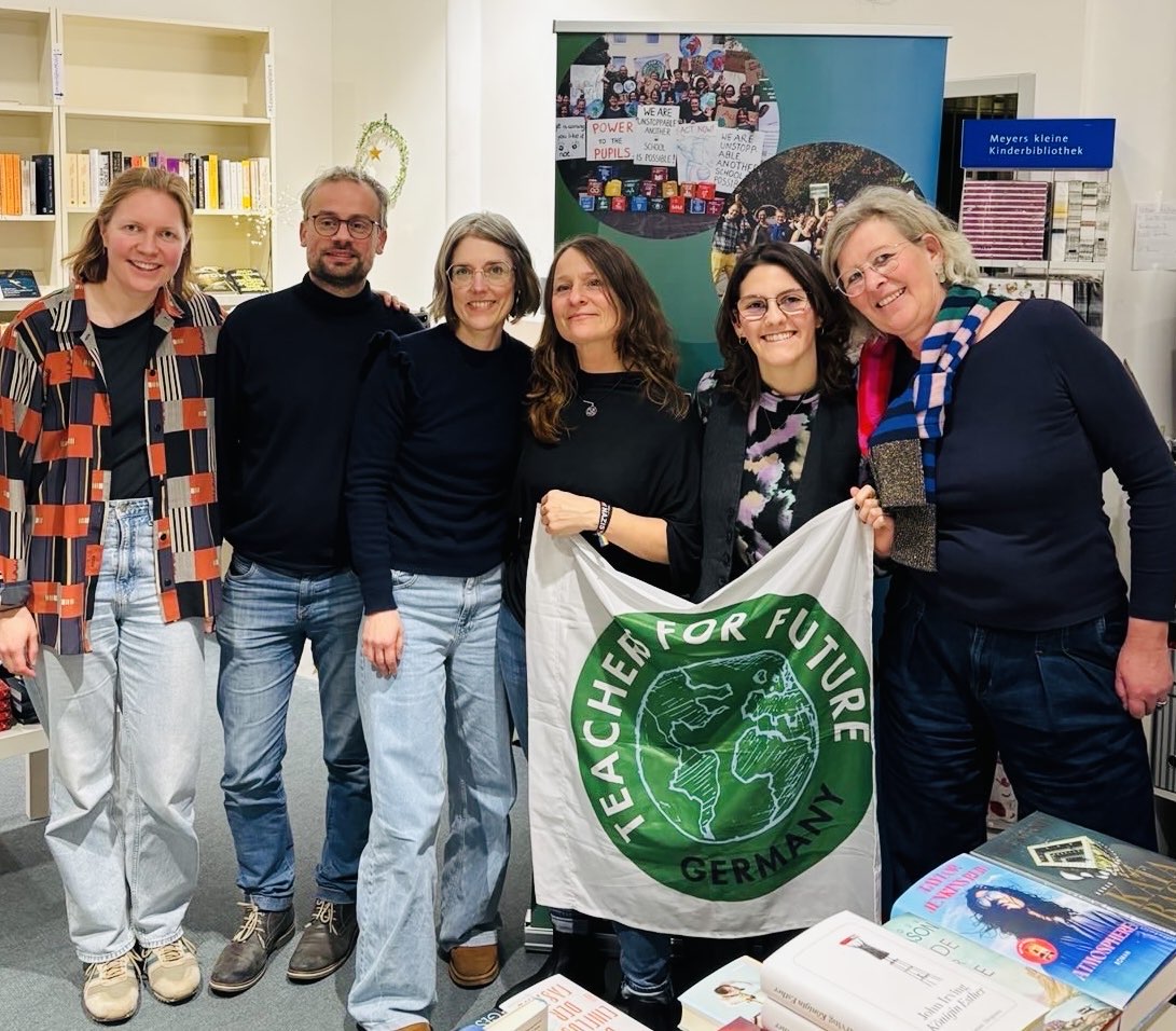 Mutig in Lüneburg – Unsere Lesereise zum Sammelband „Zukunft Gestalten“