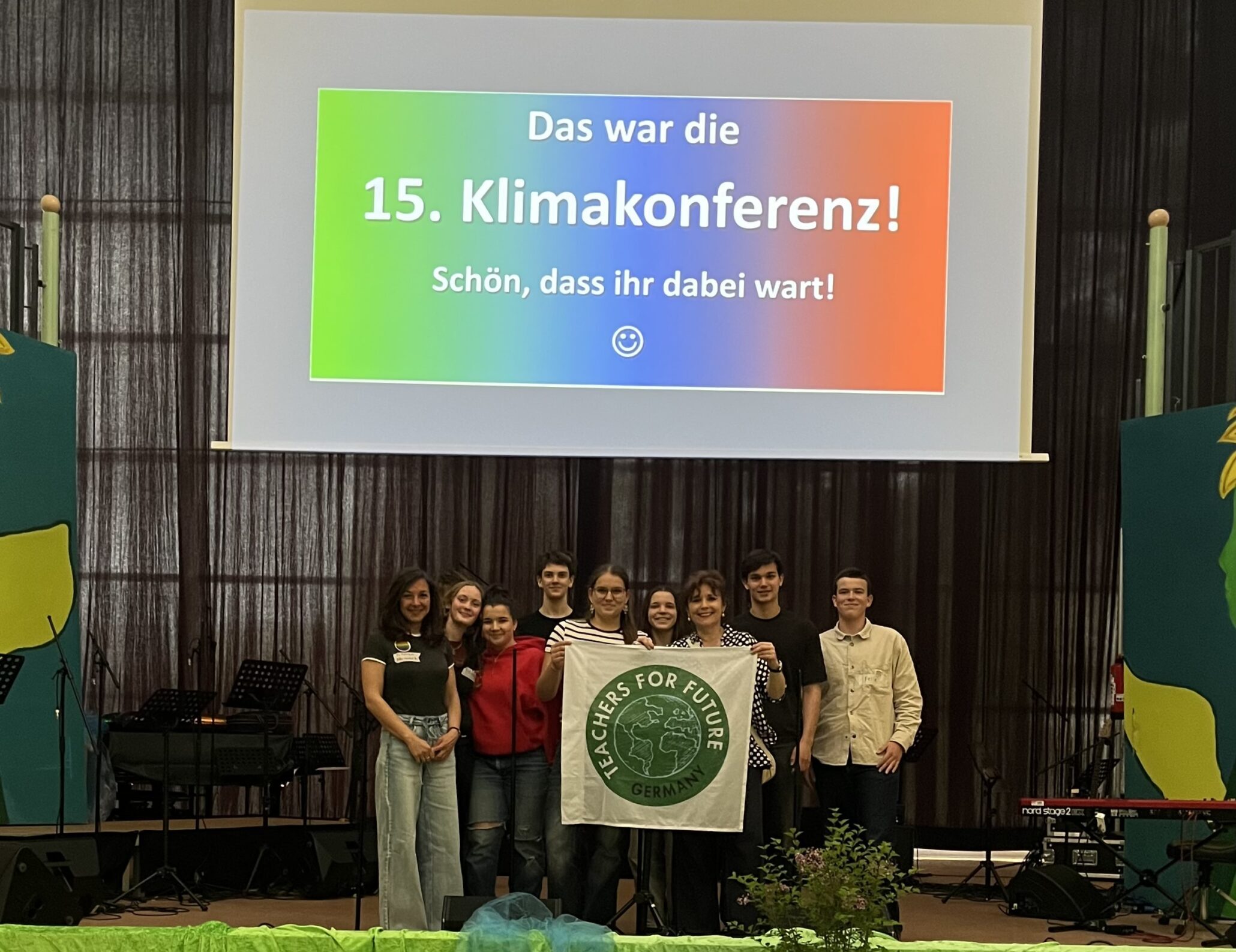 Delegation der T4F NRW besucht 15. Klimakonferenz der GHS in Essen